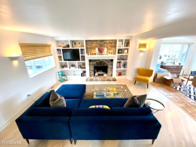 Foto del edificio - 2 br, 2 bath House - 229 Mountain Rd