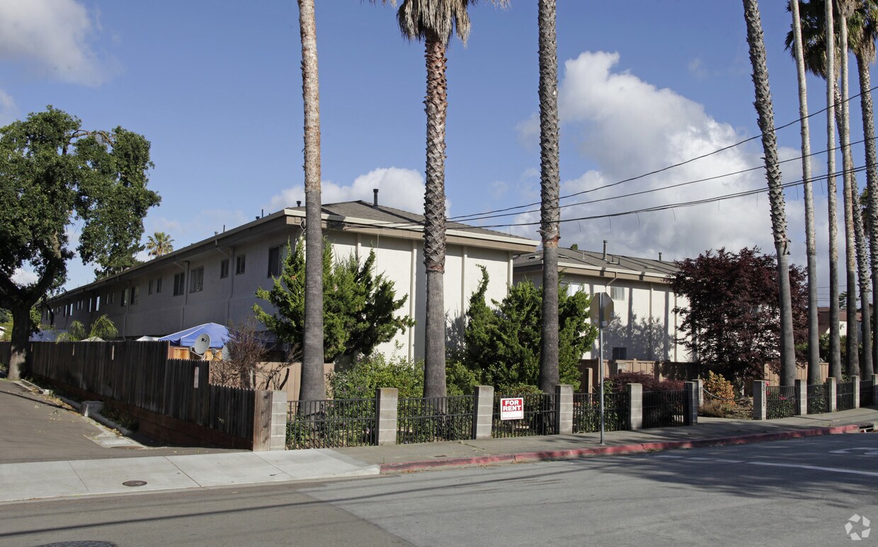 Foto principal - Forest Avenue Apartments