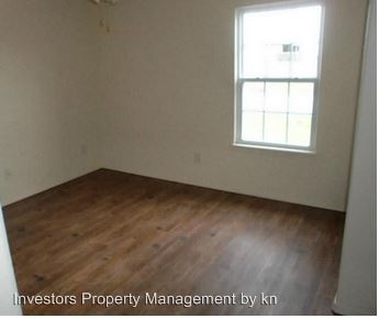 Building Photo - 801 Creston St