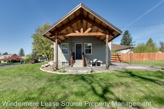Building Photo - 3 br, 2 bath House - 1504 N Kiernan Ave