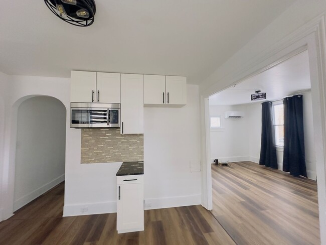 Foto del edificio - 1404 E 47th St