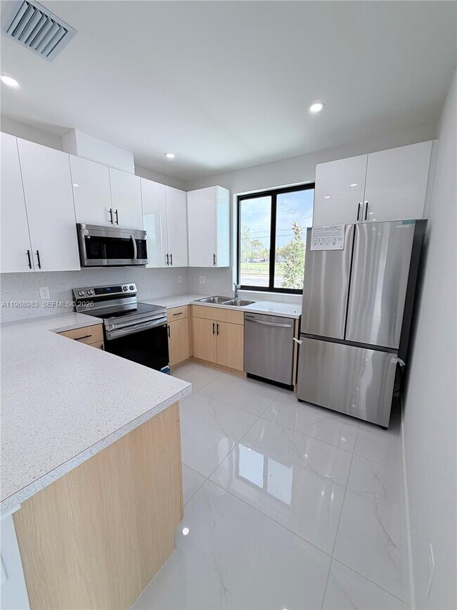 Foto del edificio - 12330 SW 219th St