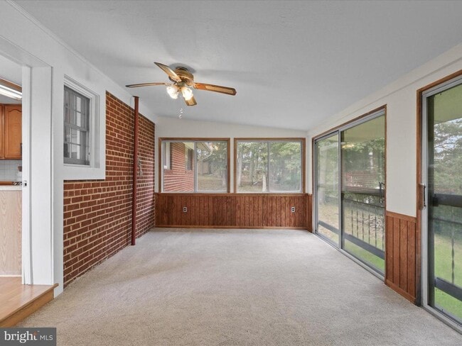 Building Photo - 5600 Bristol Ct