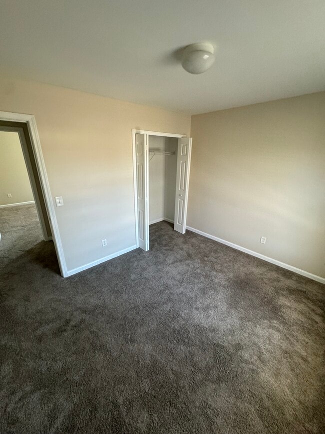 Building Photo - 77 Stallion Way