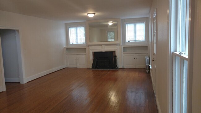 Foto del edificio - 23630 Woodfield Rd