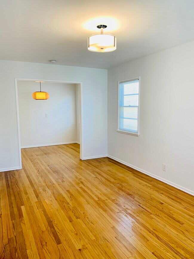 Building Photo - 1044 14th St