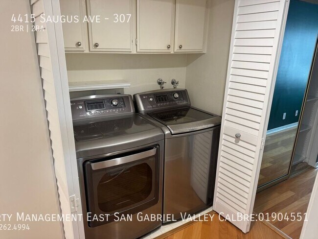 Foto del edificio - 4415 Saugus Ave