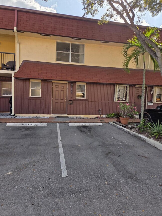 Foto del edificio - 6512 SW 41st Pl