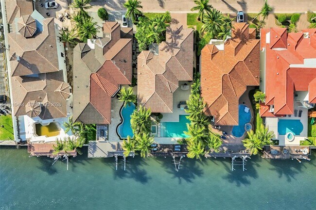 Foto del edificio - 1575 Windjammer Way