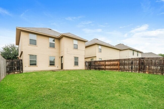 Building Photo - 2914 Aspen Mdw
