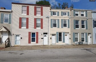 Building Photo - 36-38 N Front St
