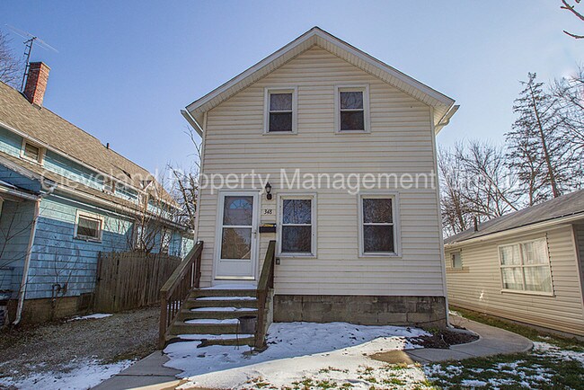 Building Photo - 348 9th St