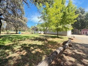 Building Photo - 12894 Los Verjeles Rd