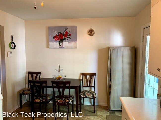 Building Photo - 3 br, 1 bath House - 1314 Oak Street