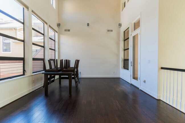 Foto del edificio - 4248 Rickeys Way