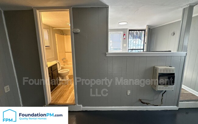 Building Photo - 3468 Bowen Ave