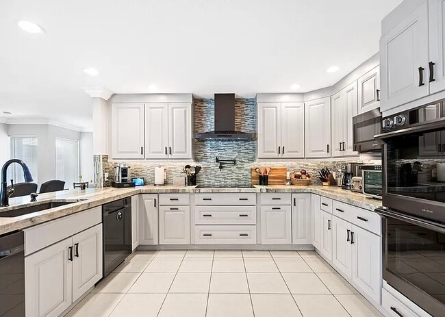 Building Photo - Coral Springs Homes