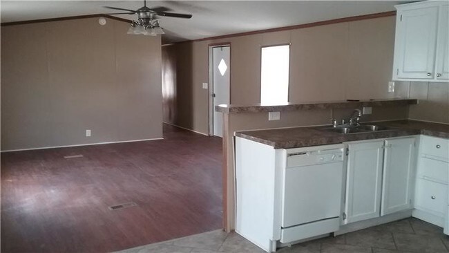 Building Photo - 161 Cowboy Rd