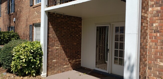 Building Photo - 4700 Lawndale Dr