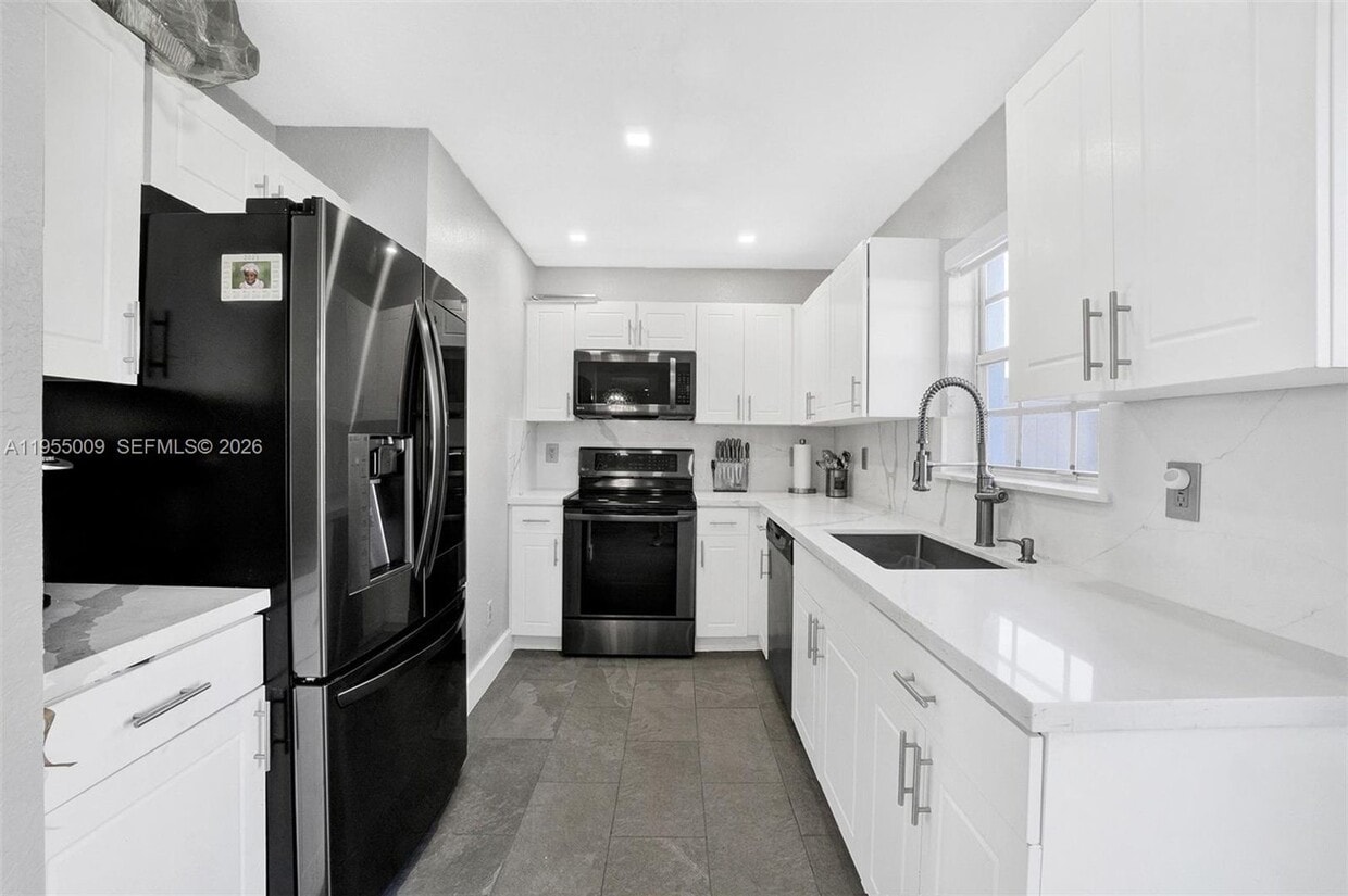 Photo - 2311 SW 87th Way 2311, Miramar, FL 33025