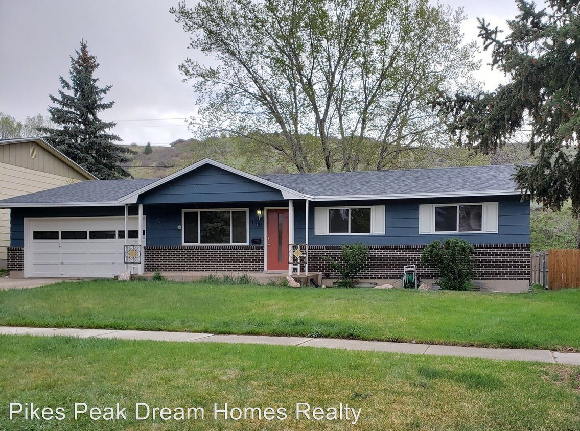 Foto principal - 3 br, 2 bath House - 1301 North 31 Street