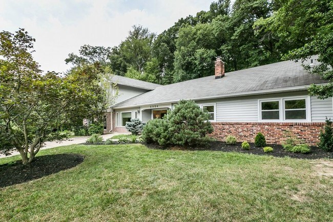 Building Photo - 2334 Starcrest Dr