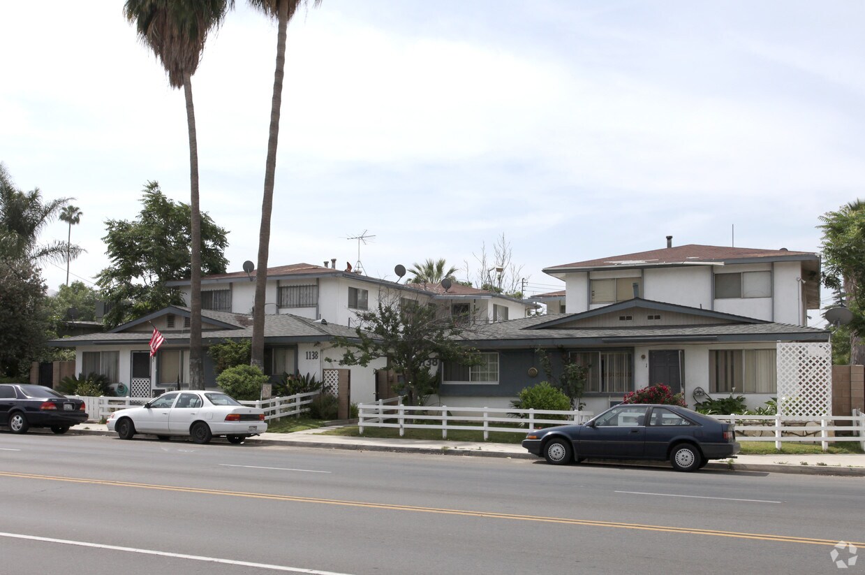 Primary Photo - 1138 Center St