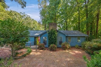 Building Photo - 7423 Kuck Rd