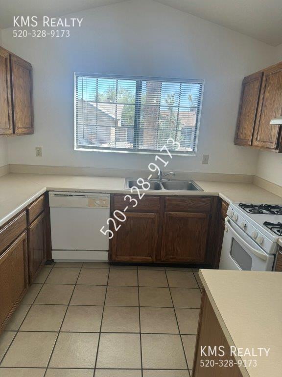 Building Photo - 5132 W Citrine Pl
