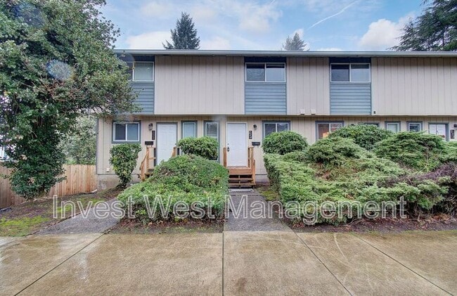 Building Photo - 224 NW 12th Ave