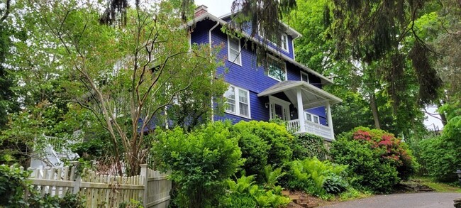 Building Photo - 204 Atlantic Ave
