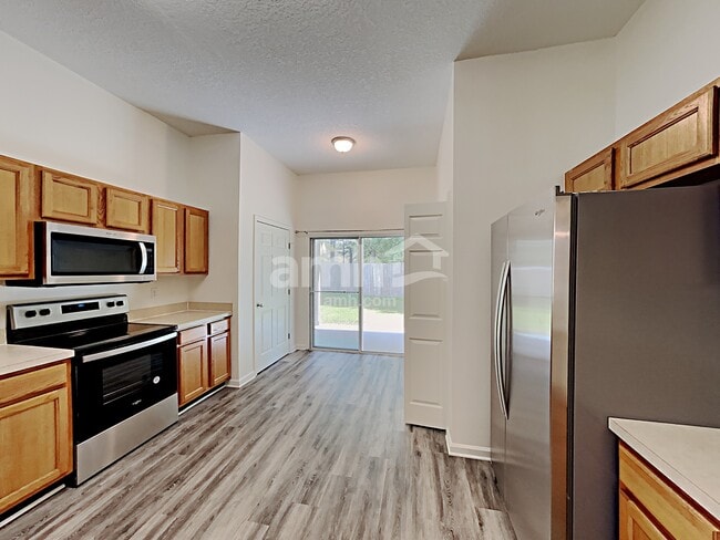Foto del edificio - 4014 Pebble Brooke Circle South