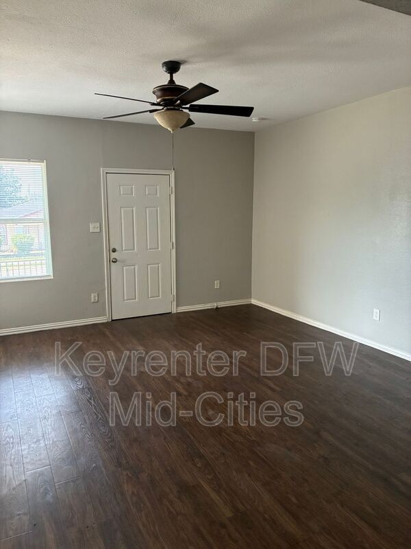 Foto del edificio - 2735 Purington Ave