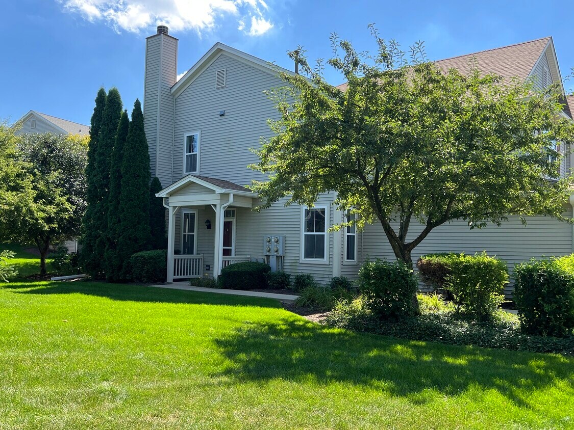 Foto principal - 234 Grand Ridge Rd