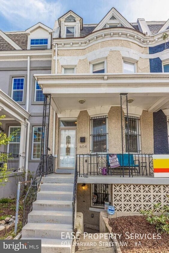 Primary Photo - 604 Harvard St NW
