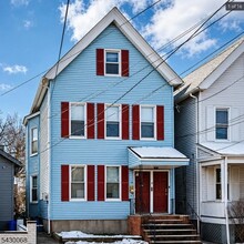 Building Photo - 173 Belleville Ave