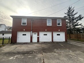 Building Photo - 547-549 Court Ave