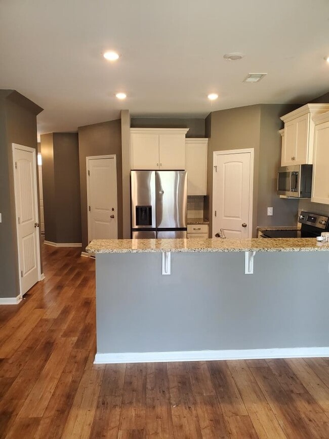 Foto del edificio - 416 Sandfarm Trail