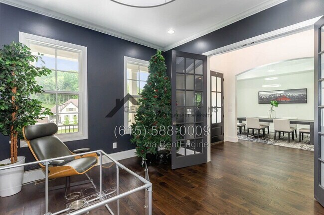 Foto del edificio - 6343 Wildwood Dr