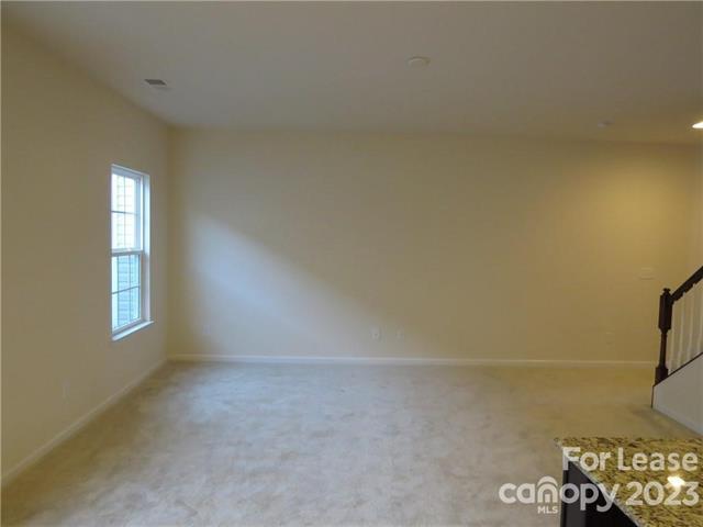 Building Photo - 7444 White Elm Ln