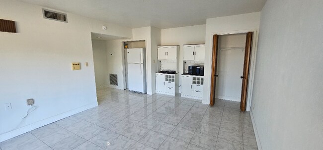 Foto del edificio - 181 Palm View Ct