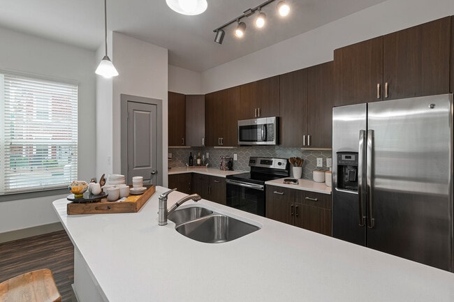 Foto del edificio - Creekside at Crabtree