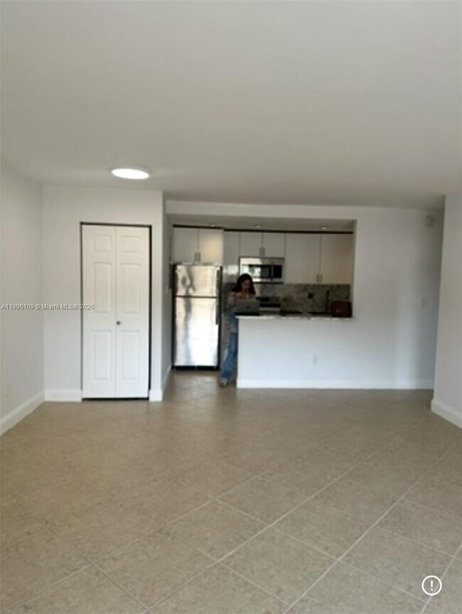 Foto del edificio - 4240 NW 79th Ave