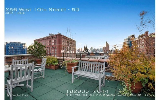 Building Photo - 256 W 10th St