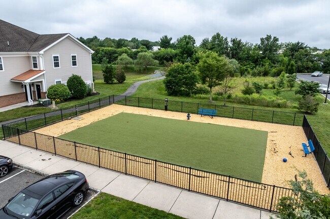 Foto del edificio - Barclay Glen Apartments