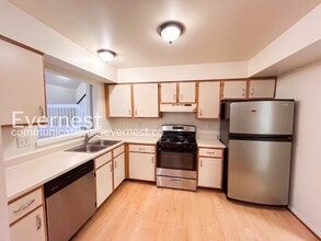 Building Photo - 128 Sharps Rd