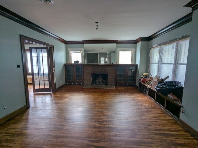 Foto del edificio - 505 W Green St
