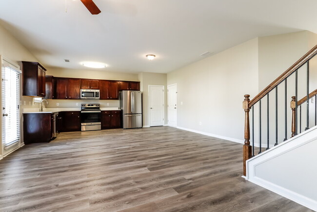 Building Photo - 576 Grenier Terrace NE