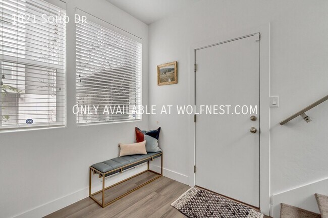 Building Photo - Luxurious 3 Bedroom Midvale Townhome! No D...
