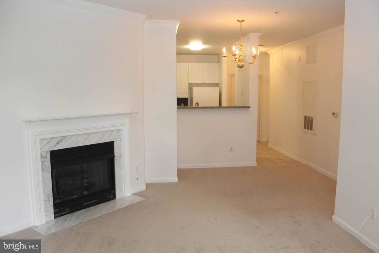Primary Photo - 8181 Carnegie Hall Ct